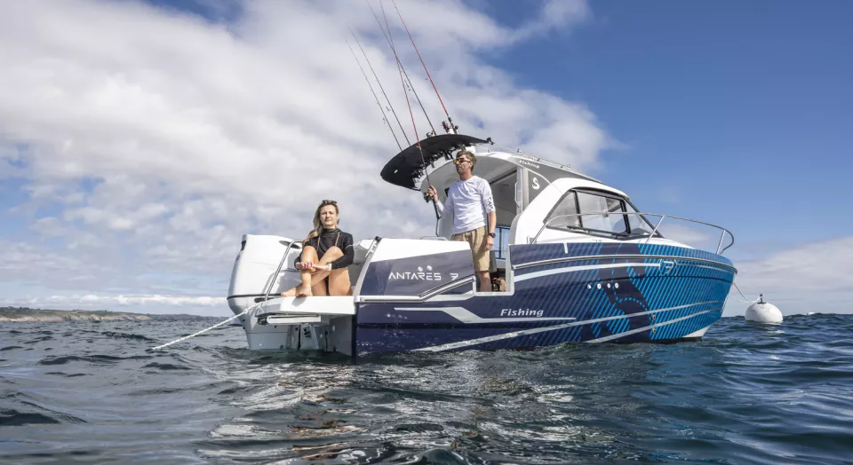 Antares 7 Fishing | BENETEAU